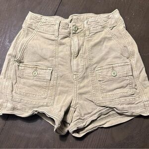 American Eagle Outfitters Tan Cargo Shorts